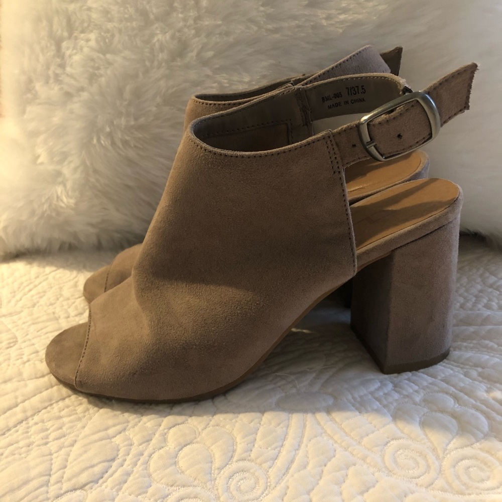 Chinese Laundry Open Toed Bootie Tan/Grey